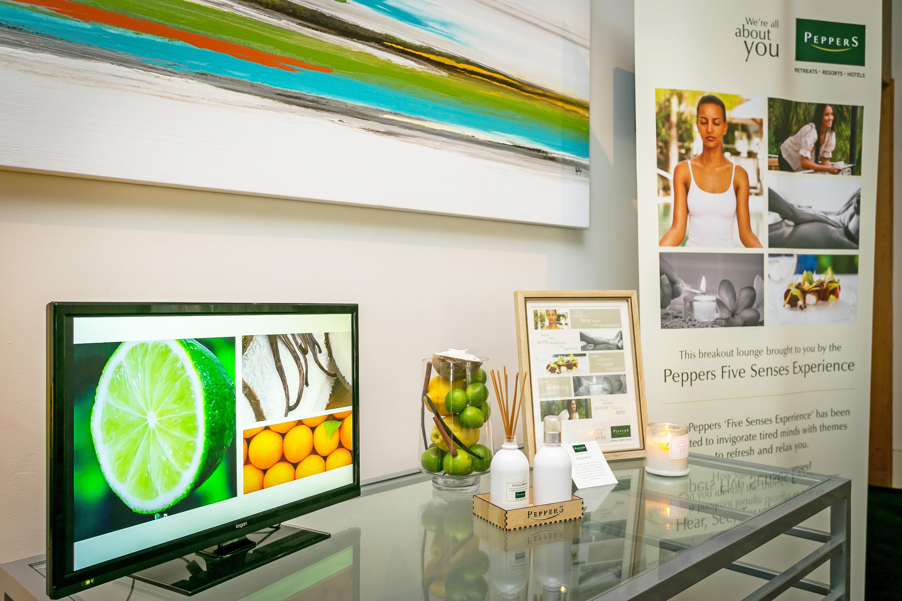 เป็ปเปอร์ ซอลต์ รีสอร์ต แอนด์ สปา คิงส์คลิฟ Hotel ภายนอก รูปภาพ The reception area at the Peppermint Spa